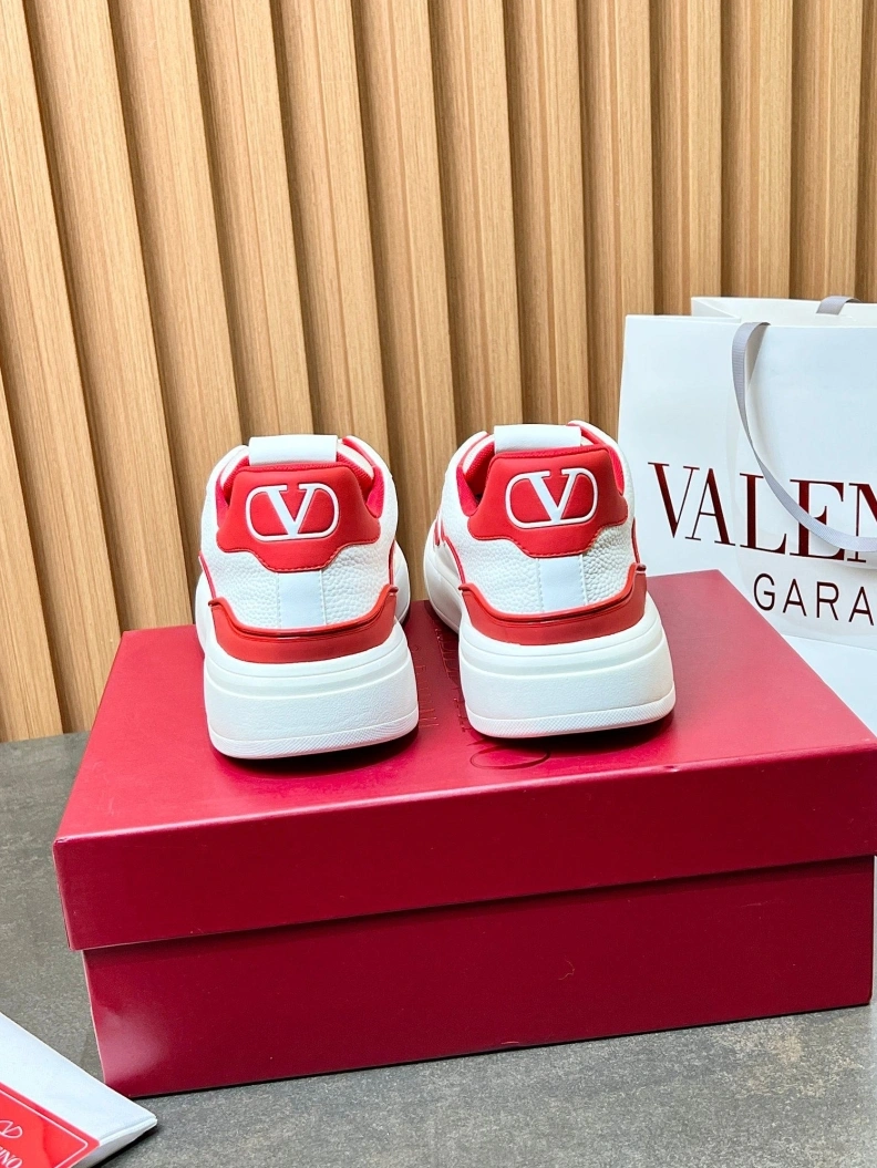 Fashionable Vxlxntino Casual Shoes 229299