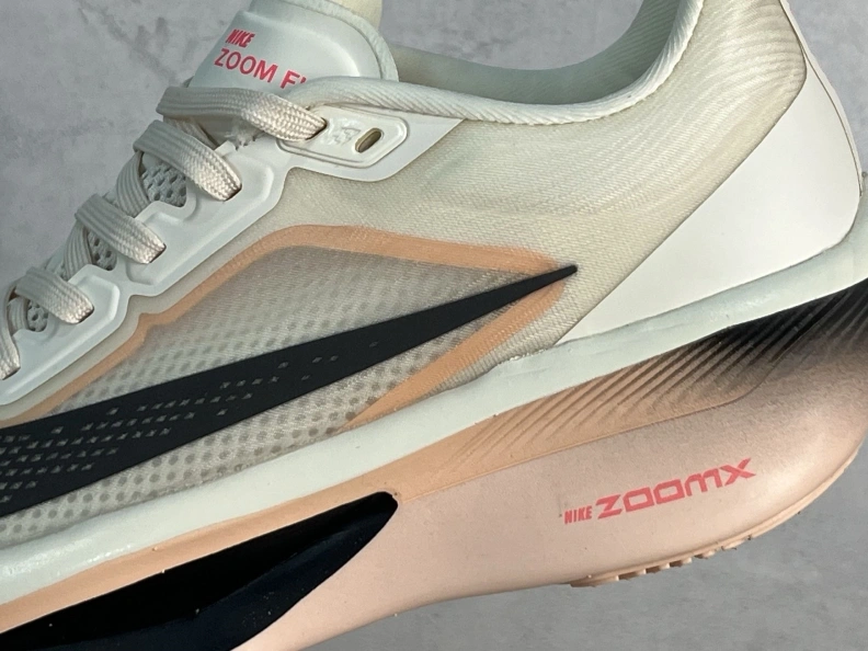 Nxkx Sneakers EyeCatching 198979