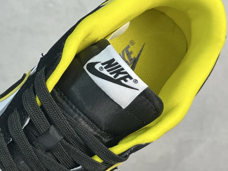 Refined Nxkx Sneakers 198974