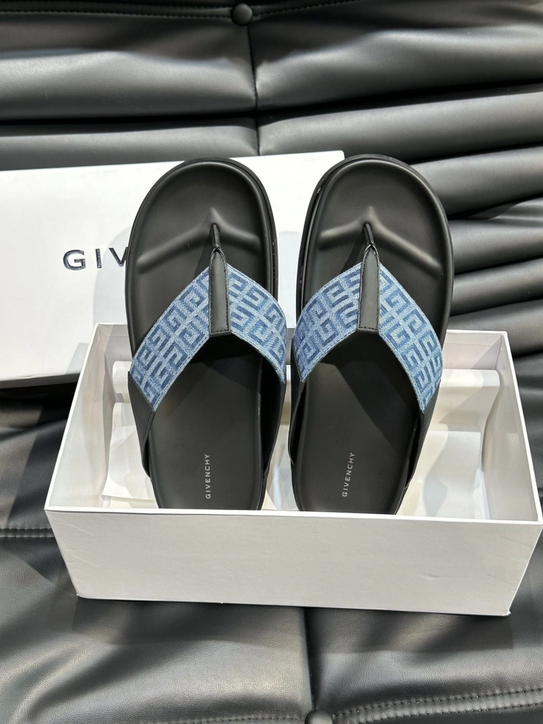 GoodFit Gxvxnchy Slippers 152752