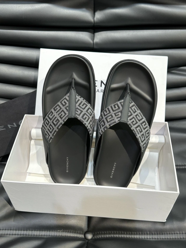 Gxvxnchy Slippers StreetReady 152753