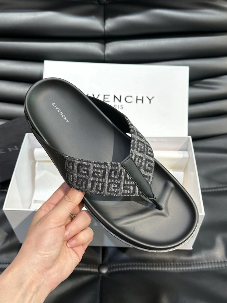 Gxvxnchy Slippers StreetReady 152753