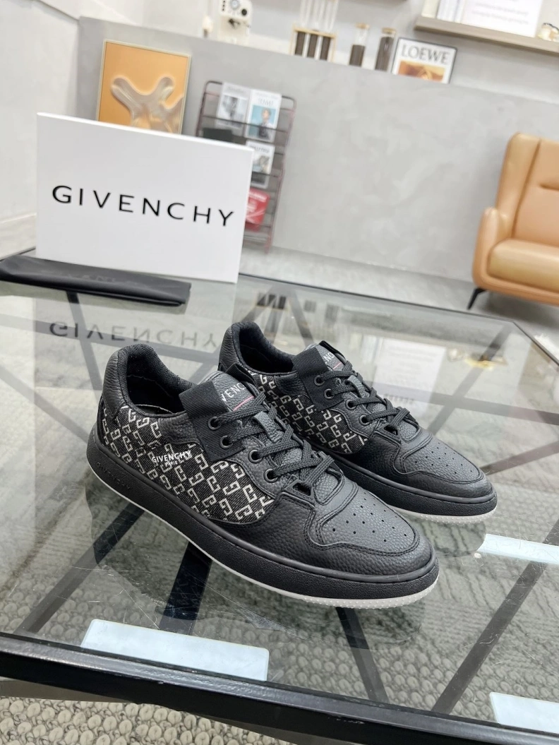 ModernLook Gxvxnchy Sneakers 152699