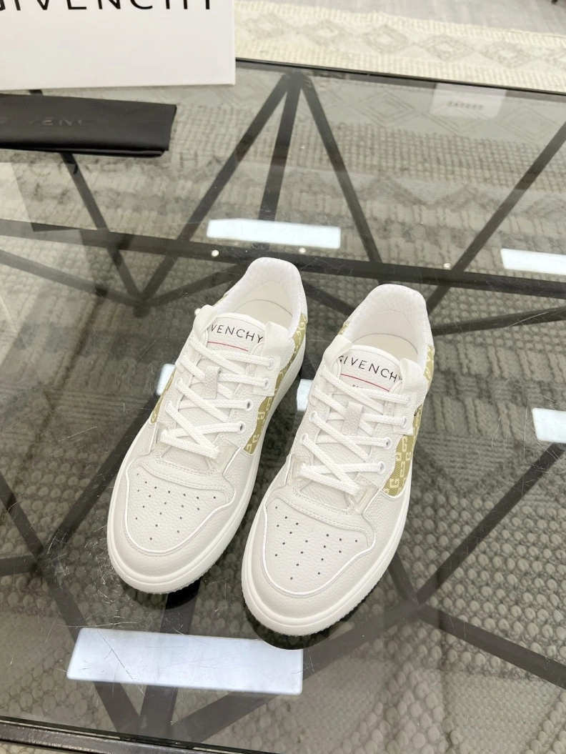 StreetReady Gxvxnchy Sneakers 152703