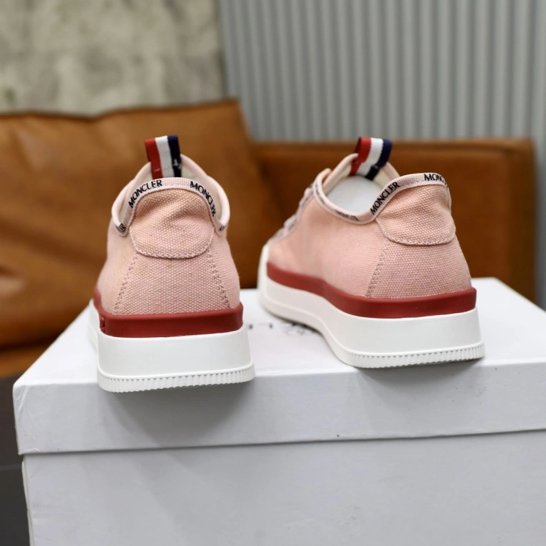 Lightweight Mxnclxr Sneakers 197508