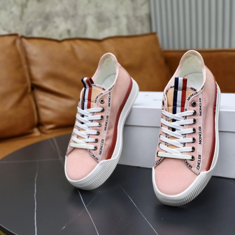 Lightweight Mxnclxr Sneakers 197508