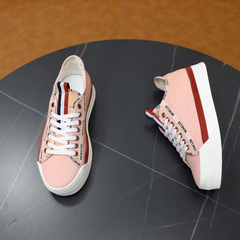 Lightweight Mxnclxr Sneakers 197508
