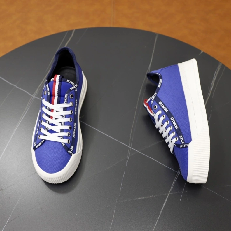 Reliable Mxnclxr Sneakers 197505