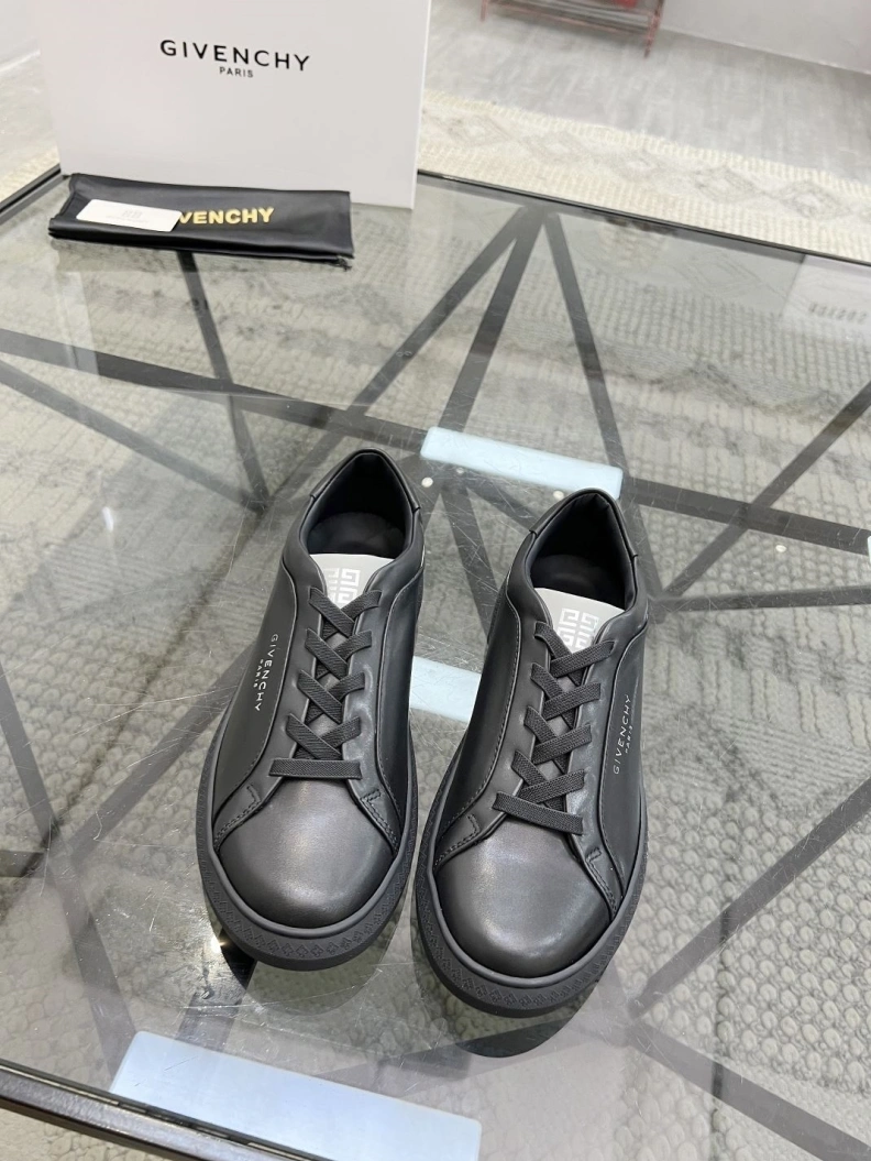 Stylish Mxnclxr Sneakers 197495