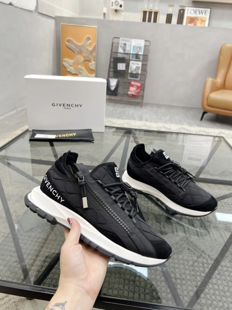 Affordable Mxnclxr Sneakers 197503