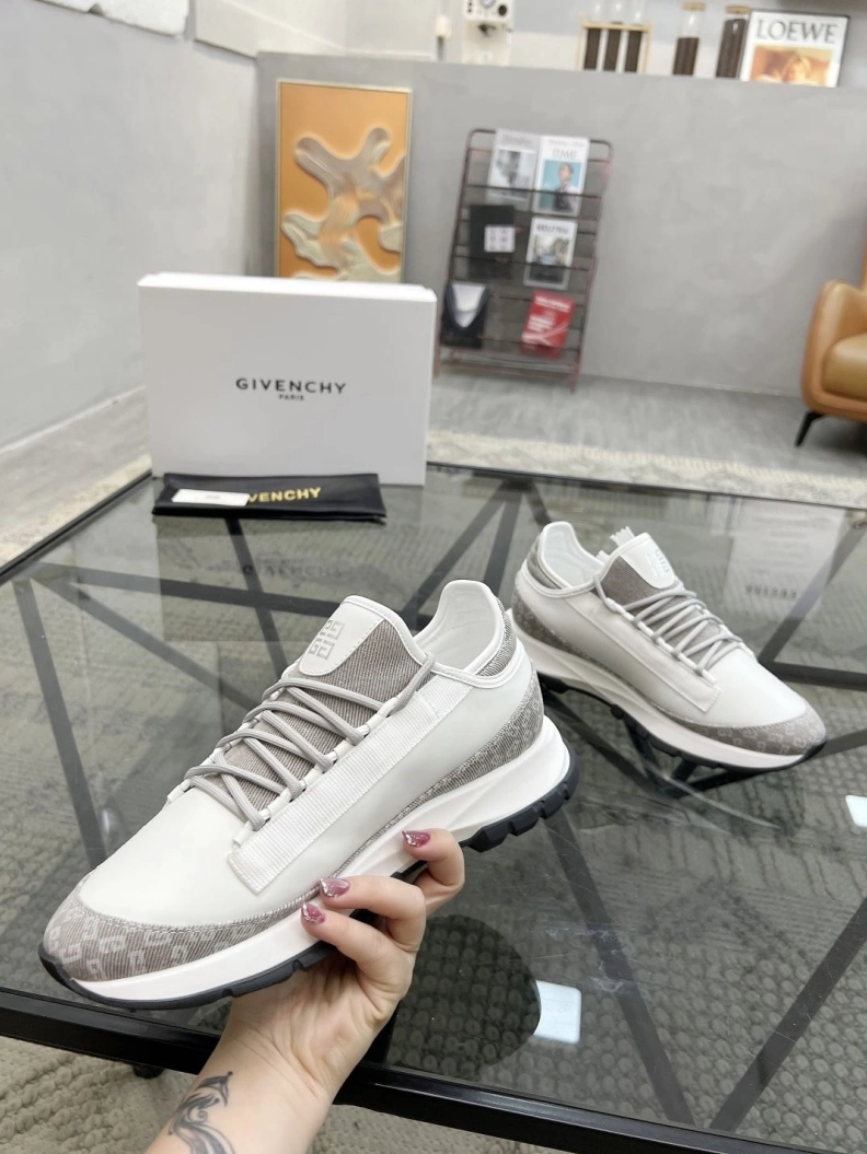 Bright Mxnclxr Sneakers 197501