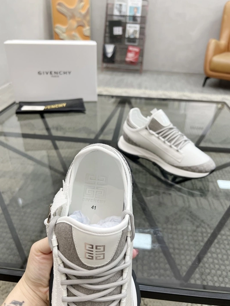 Bright Mxnclxr Sneakers 197501