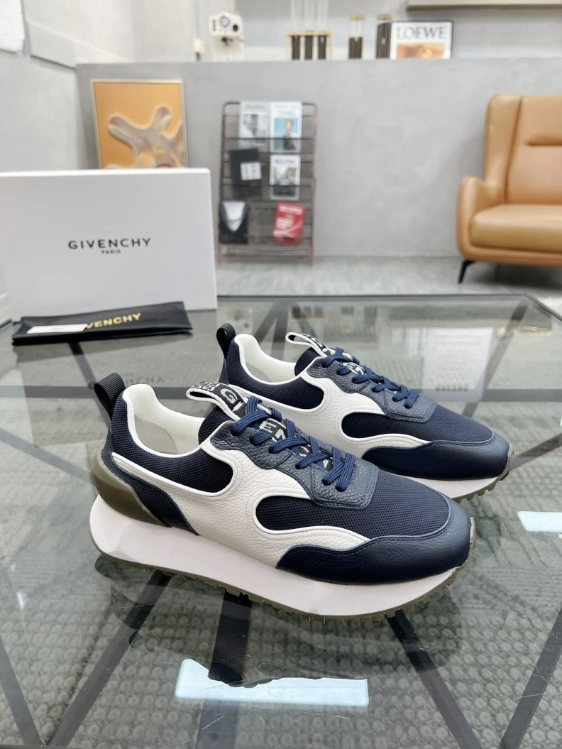 Refined Mxnclxr Sneakers 197489