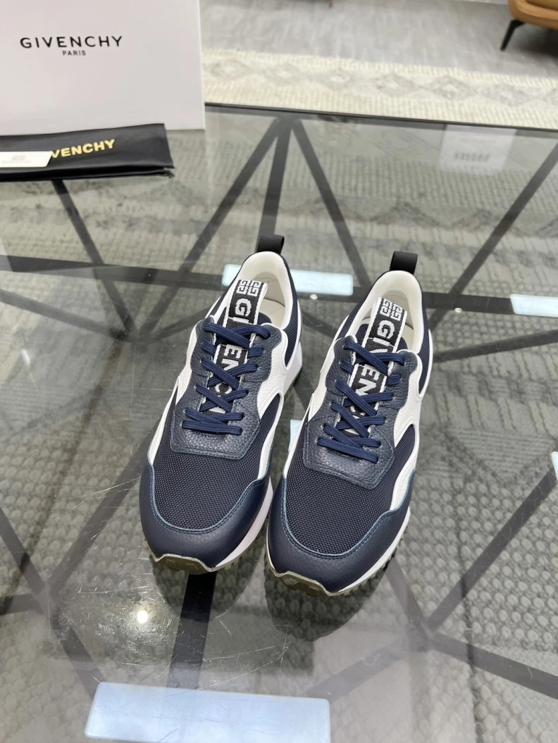 Refined Mxnclxr Sneakers 197489