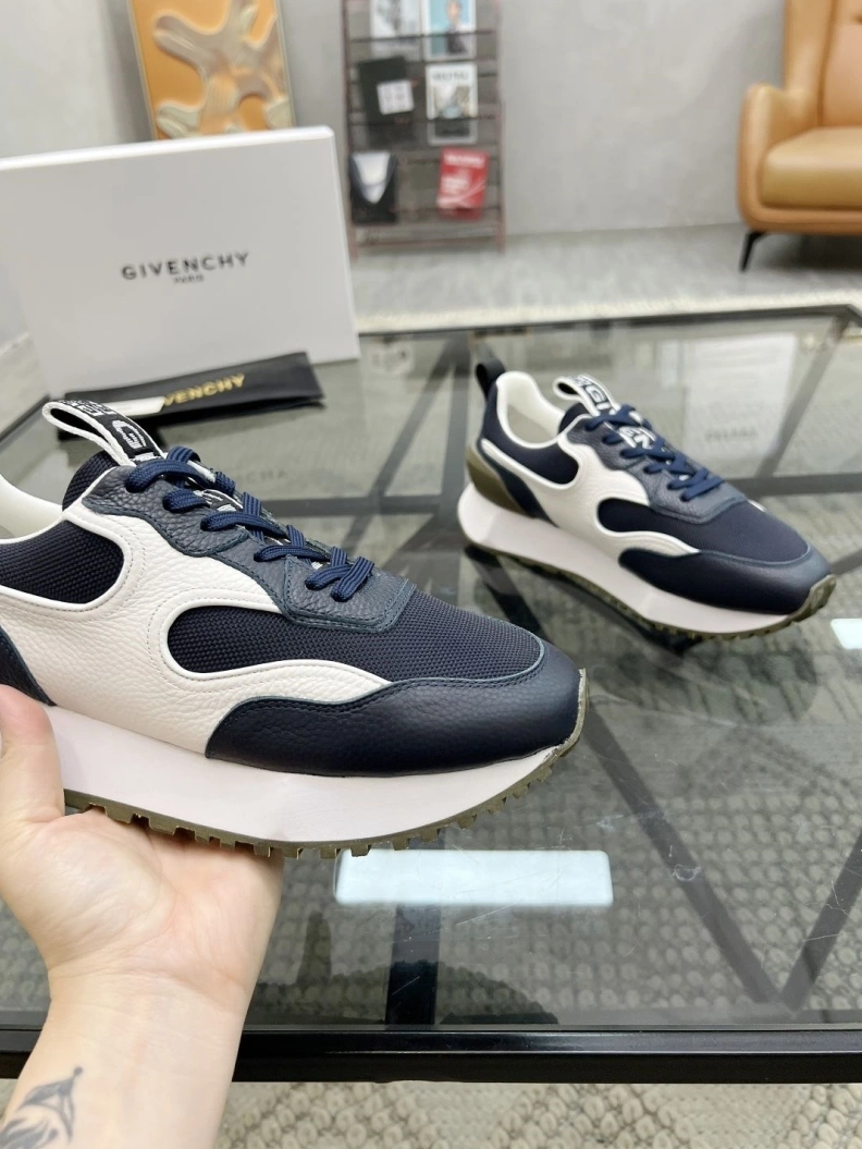 Refined Mxnclxr Sneakers 197489