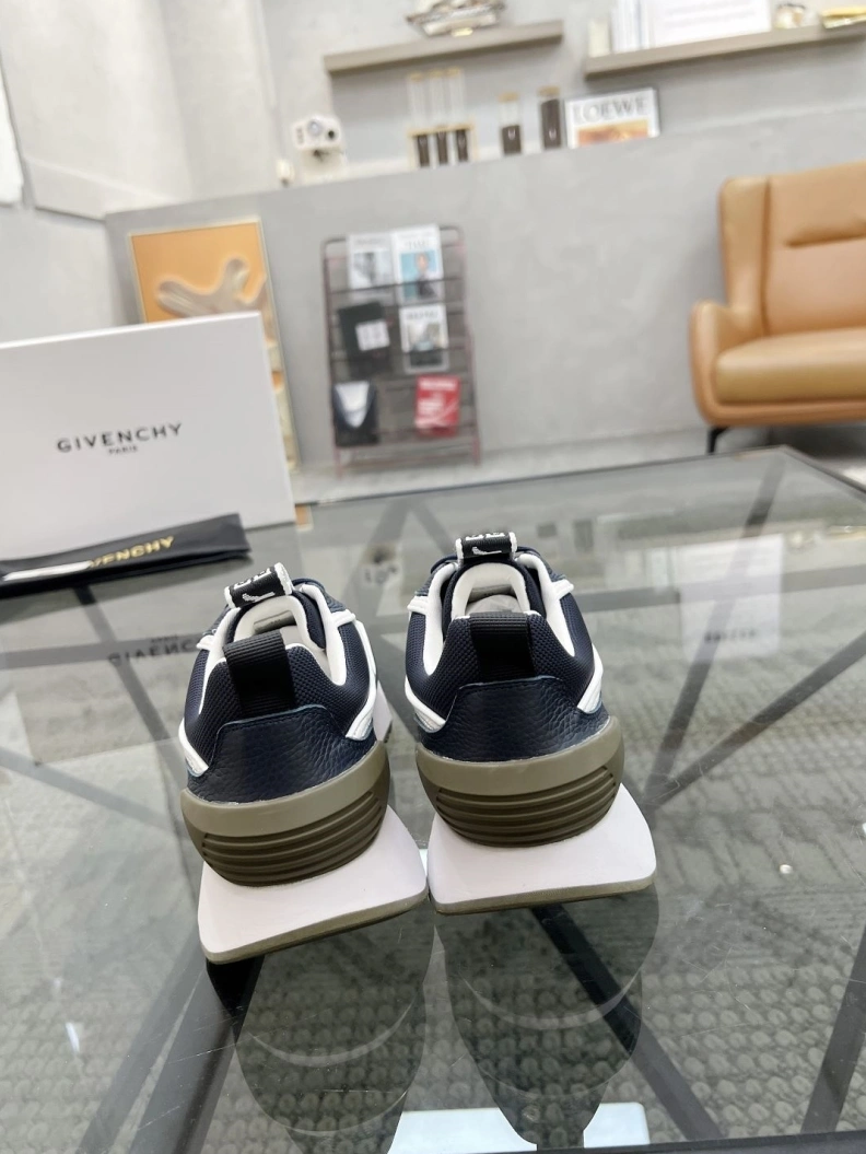 Refined Mxnclxr Sneakers 197489