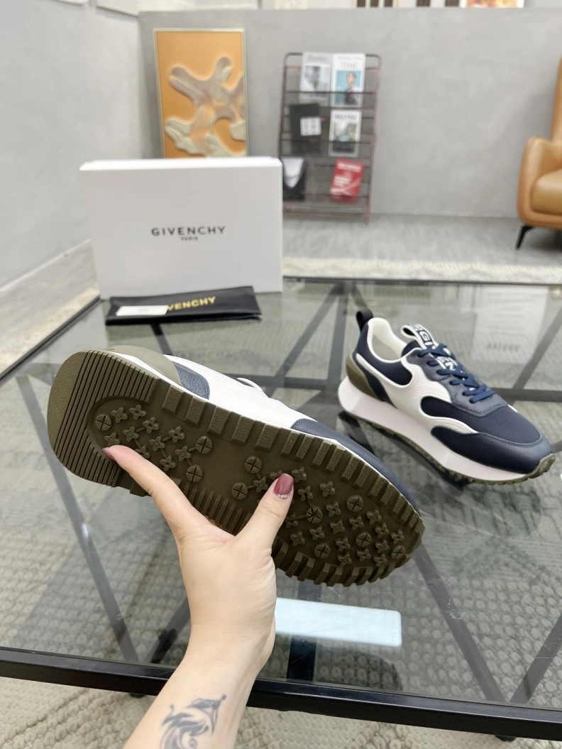 Refined Mxnclxr Sneakers 197489