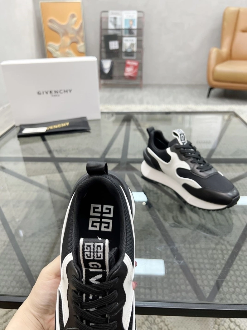 Mxnclxr Sneakers WellDesigned 197504