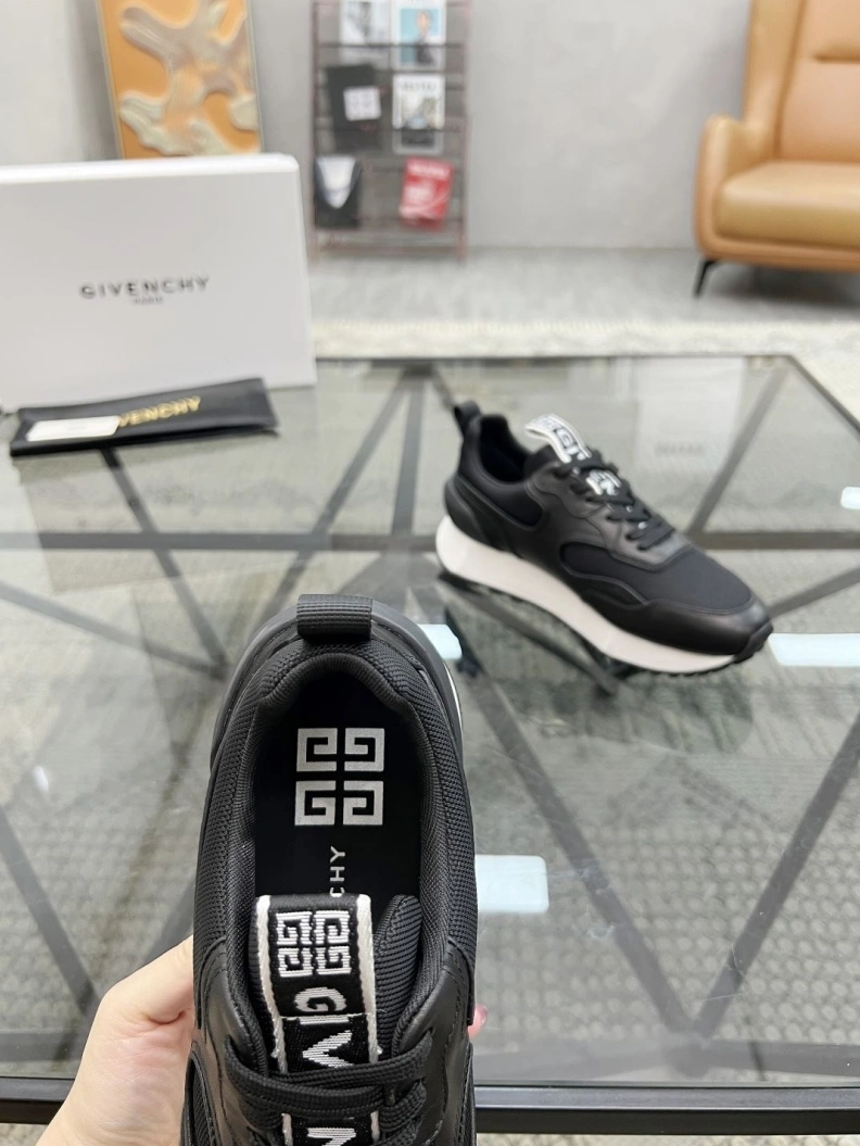 Mxnclxr Sneakers Vibrant 197491