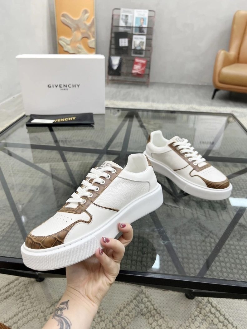 Efficient Mxnclxr Sneakers 197480
