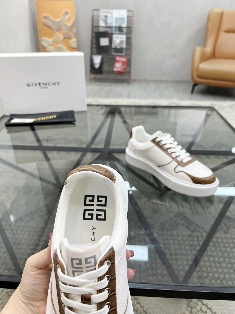 Efficient Mxnclxr Sneakers 197480