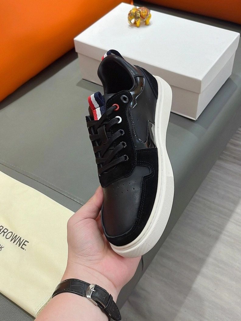 Bright Mxnxlo Blxhnxk Sneakers 192983