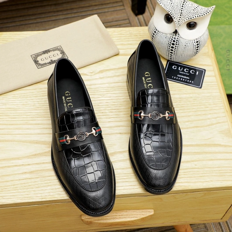 Sleek Gxccx Leather Shoes 156748