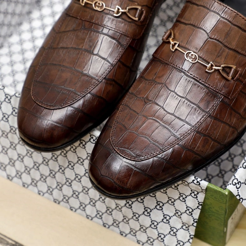 Gxccx Leather Shoes Compact 156743