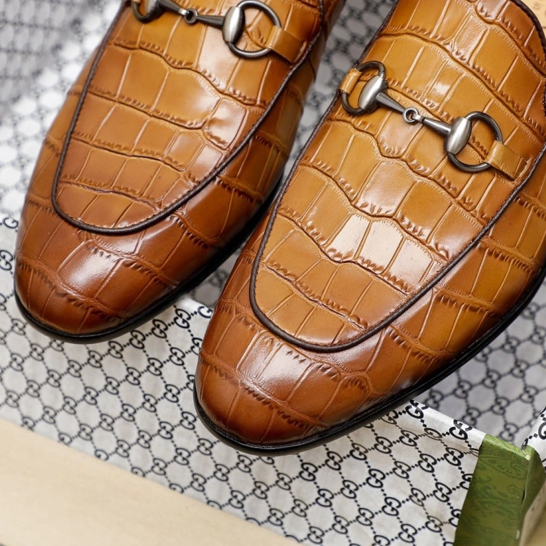 Gxccx Leather Shoes Functional 156749