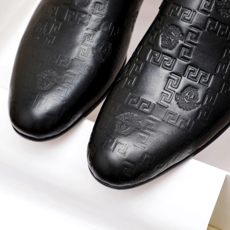 Unique Gxvxnchy Leather Shoes 152785