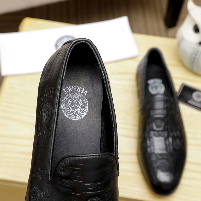 Unique Gxvxnchy Leather Shoes 152785