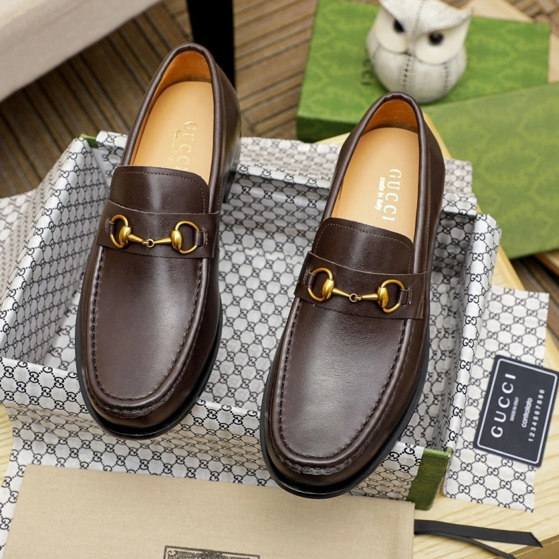 Trendsetting Gxccx Leather Shoes 156735
