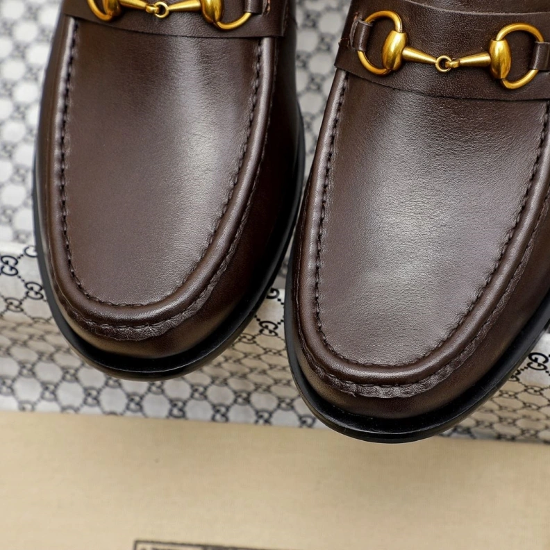 Trendsetting Gxccx Leather Shoes 156735