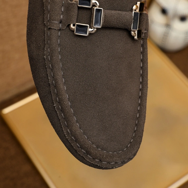 Resilient Gxvxnchy Leather Shoes 152782