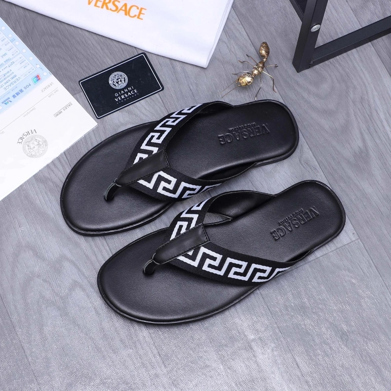 Durable Gxvxnchy Slippers 152732