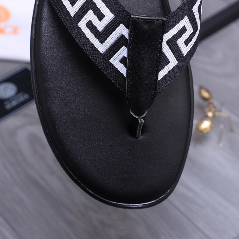 Durable Gxvxnchy Slippers 152732