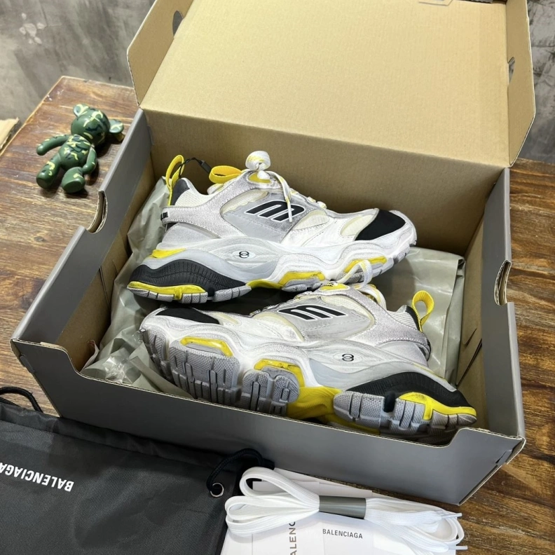 EasyMatch Bxlxnciaga Casual Shoe 109391