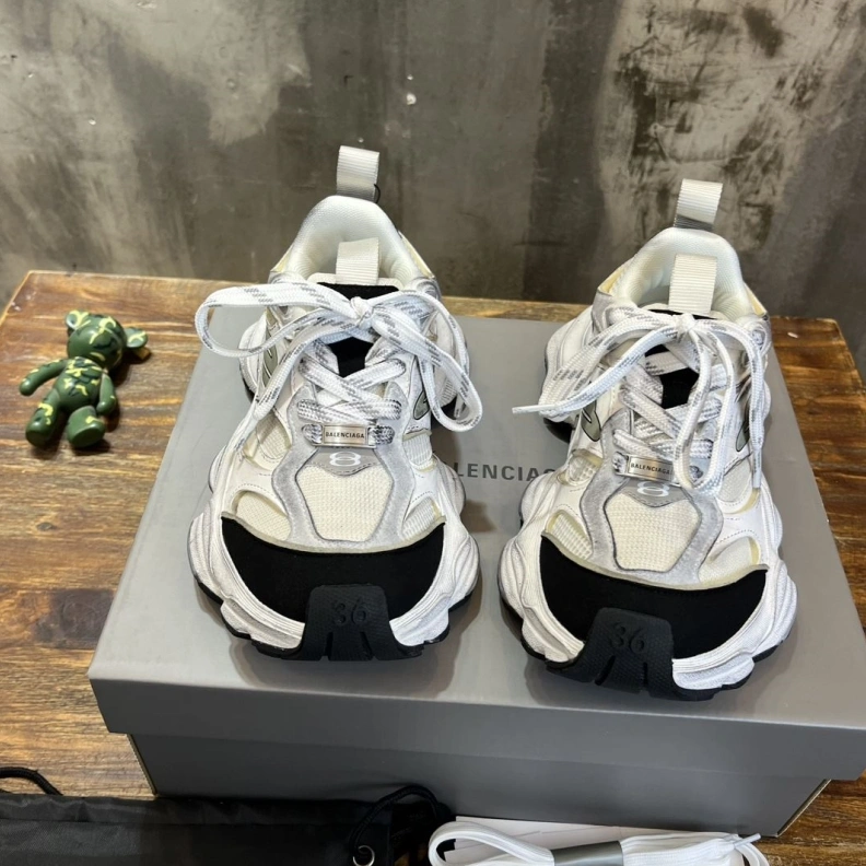 Lightweight Bxlxnciaga Casual Shoe 109407