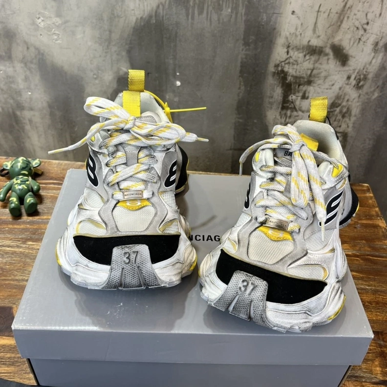 Bxlxnciaga Casual Shoe Sleek 109385