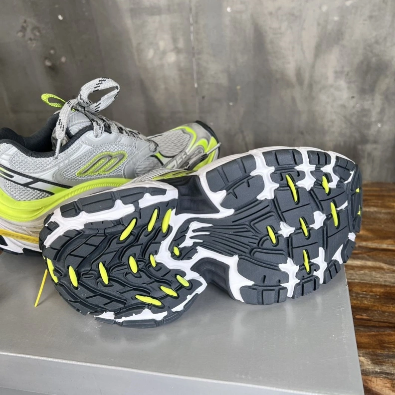 Elegant Bxlxnciaga Casual Shoe 109379