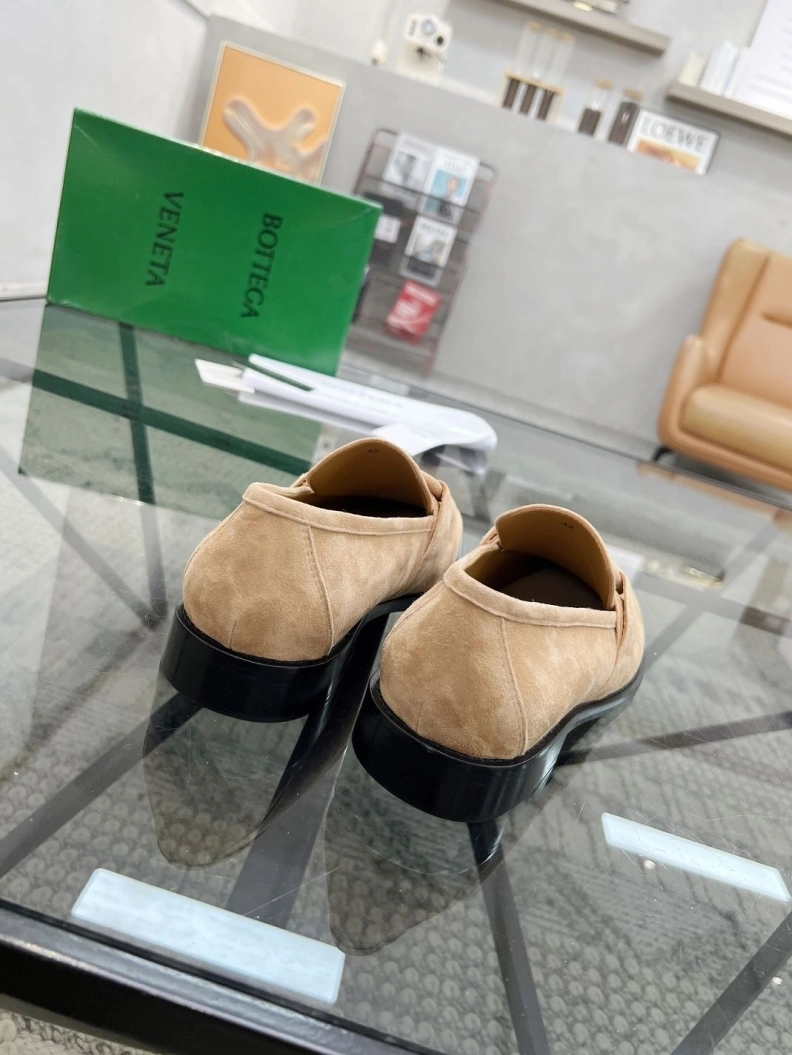 Modern Bxttxga Vxnxta Leather Shoes 112556