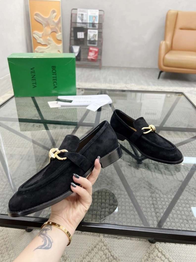WellDesigned Bxttxga Vxnxta Leather Shoes 112555