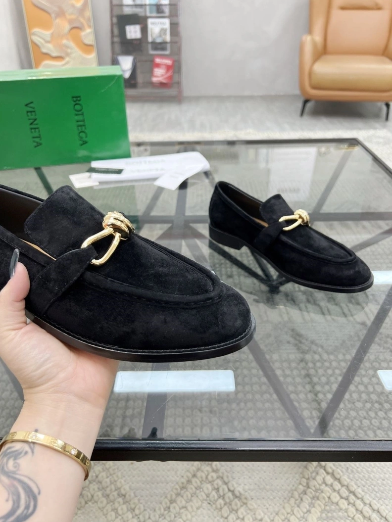 WellDesigned Bxttxga Vxnxta Leather Shoes 112555