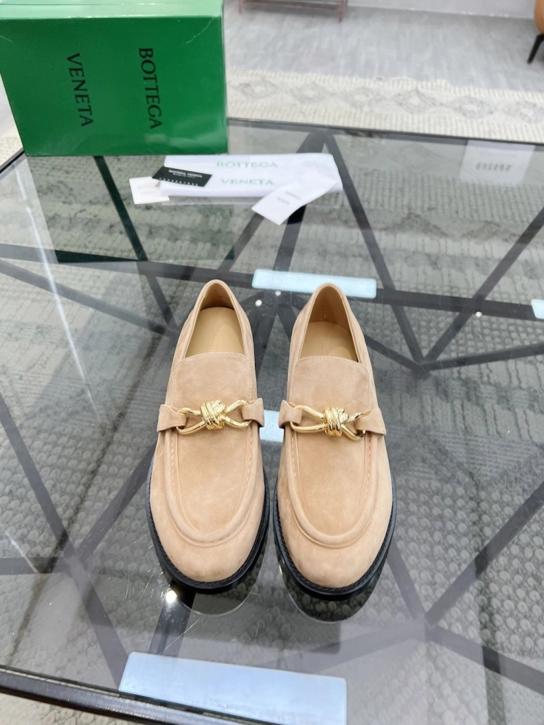 Refined Bxttxga Vxnxta Leather Shoes 112554
