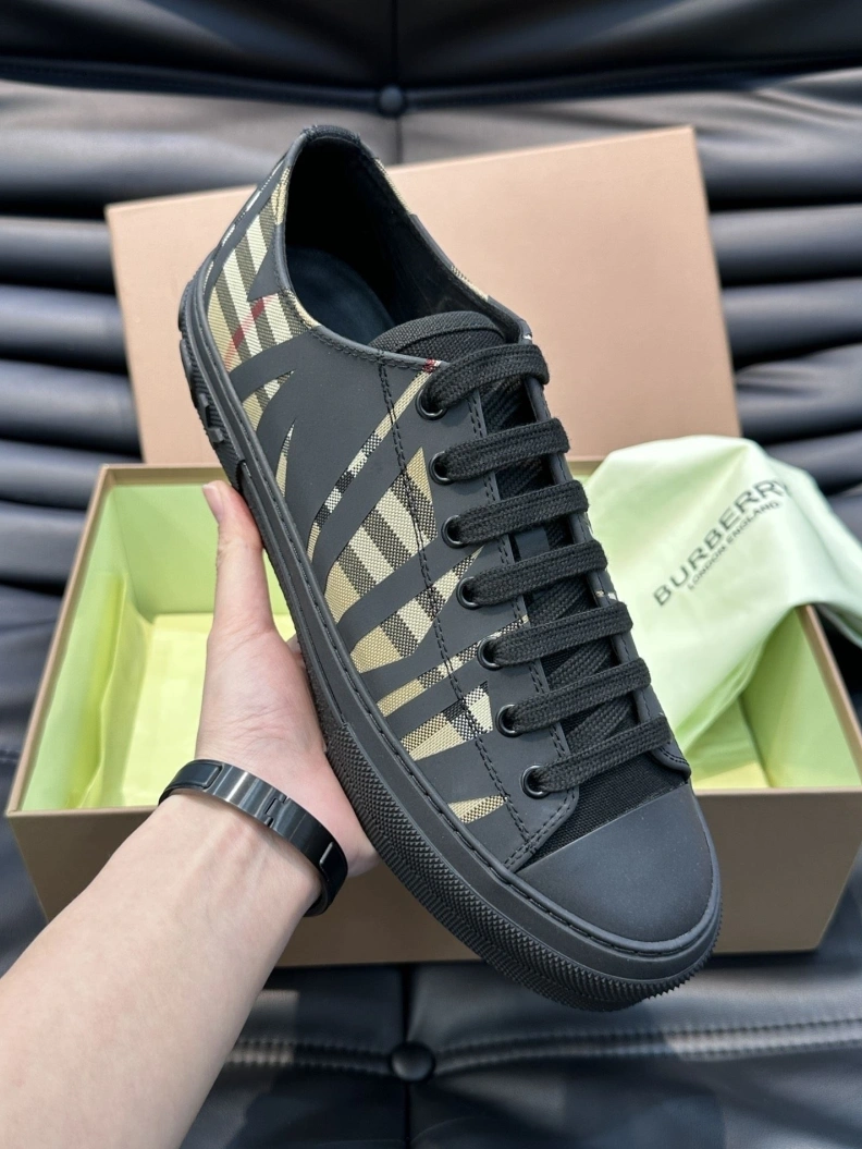 Sophisticated Bxrbxrry Sneakers 114793