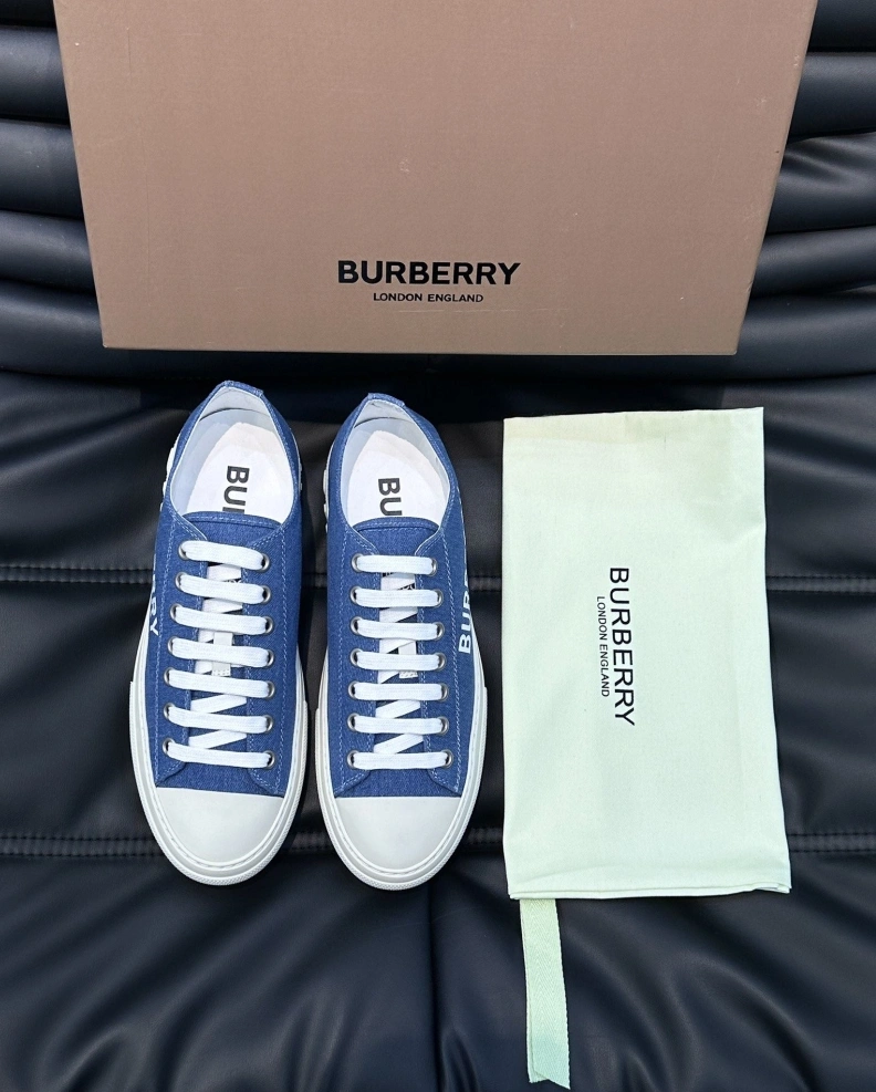 Compact Bxrbxrry Sneakers 114786
