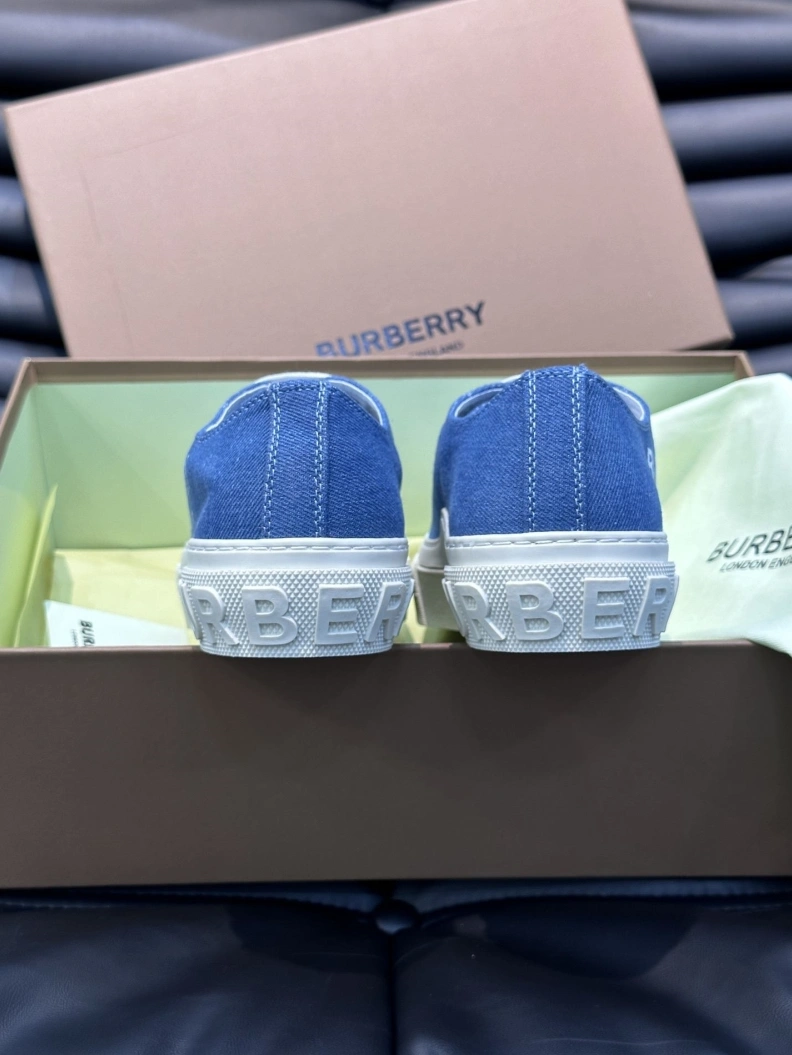 Compact Bxrbxrry Sneakers 114786