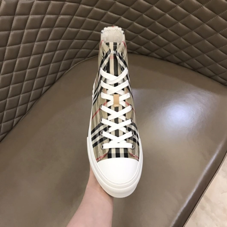Elegant Bxrbxrry Sneakers 114801