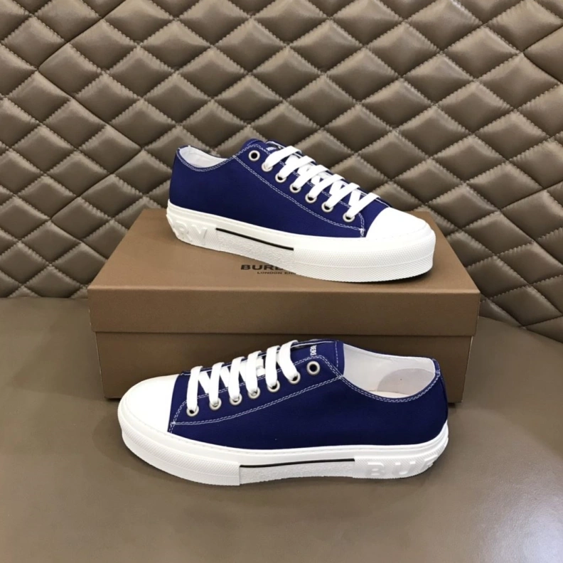 Timeless Bxrbxrry Sneakers 114785