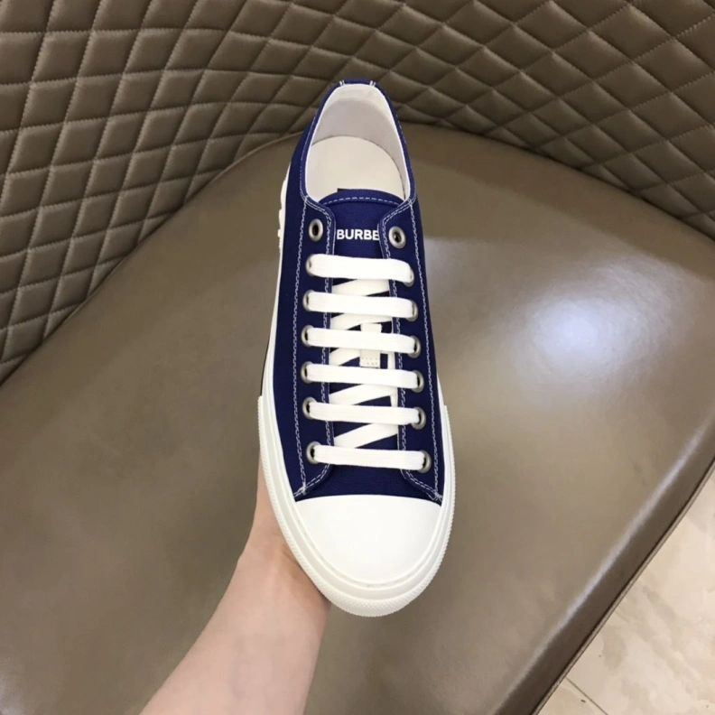 Timeless Bxrbxrry Sneakers 114785